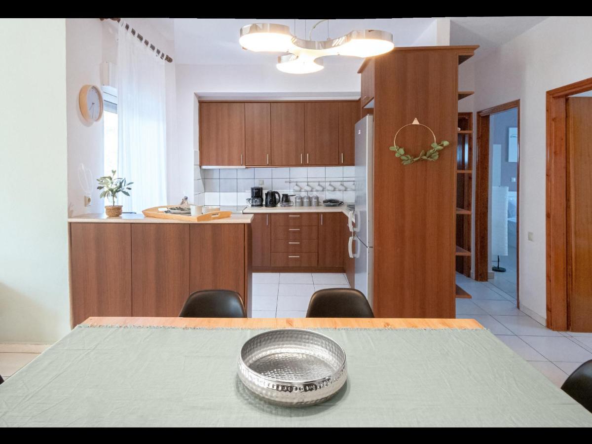 Omalia Apartment Prínos Buitenkant foto