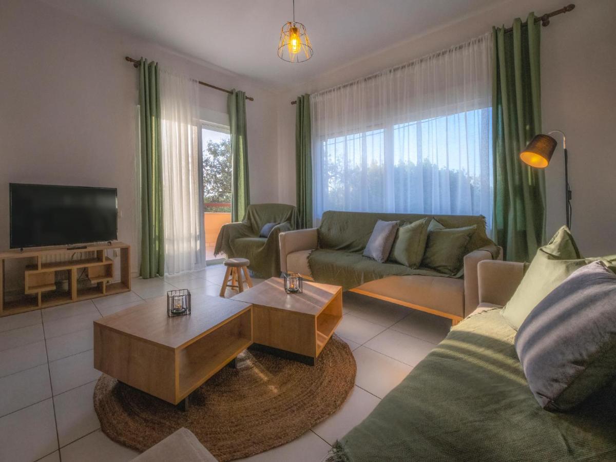 Omalia Apartment Prínos Buitenkant foto