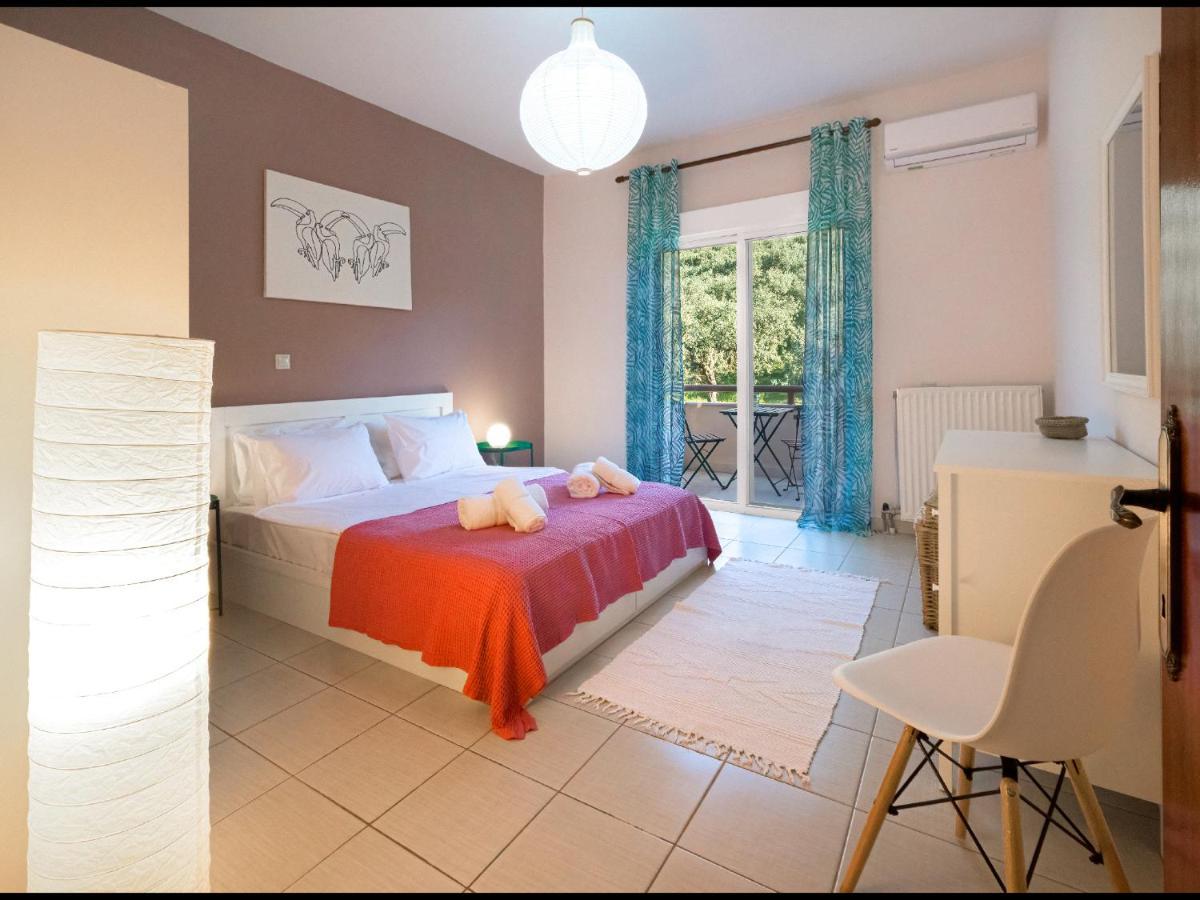 Omalia Apartment Prínos Buitenkant foto